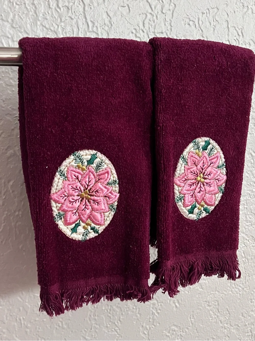 Vintage Burgundy Poinsettia Embroidered Hand Towels Set of 2 USA